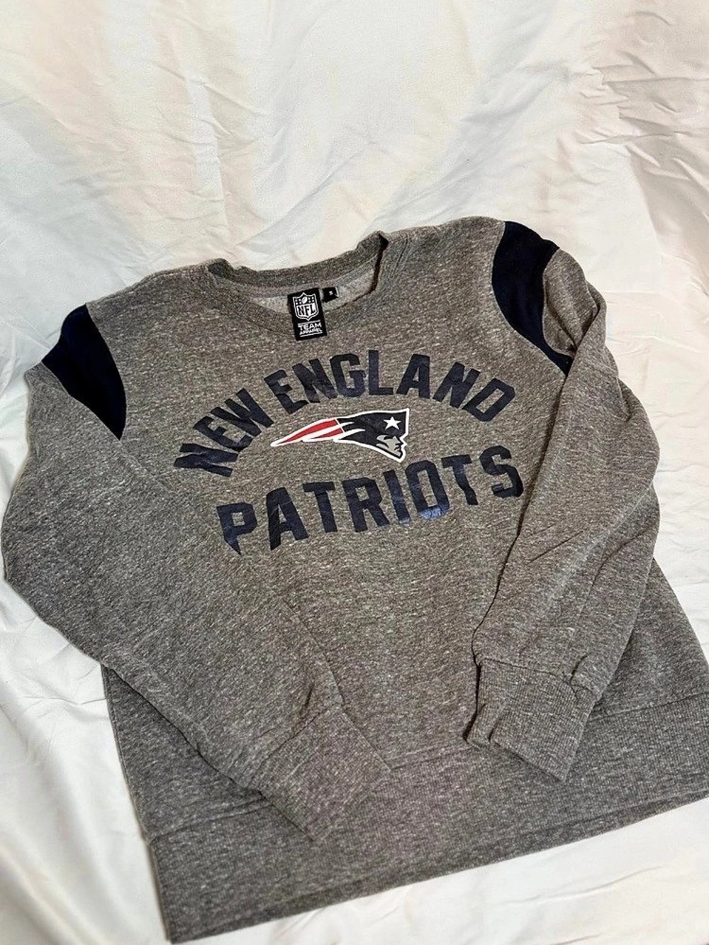 NFL Team Apparel New England Patriots sweatshirt Patriots Sweatshirt Gray